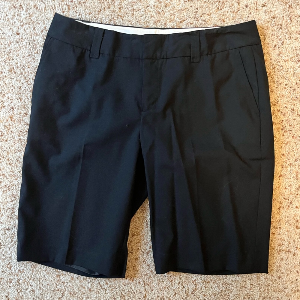 Banana Republic Stretch Shorts Women’s